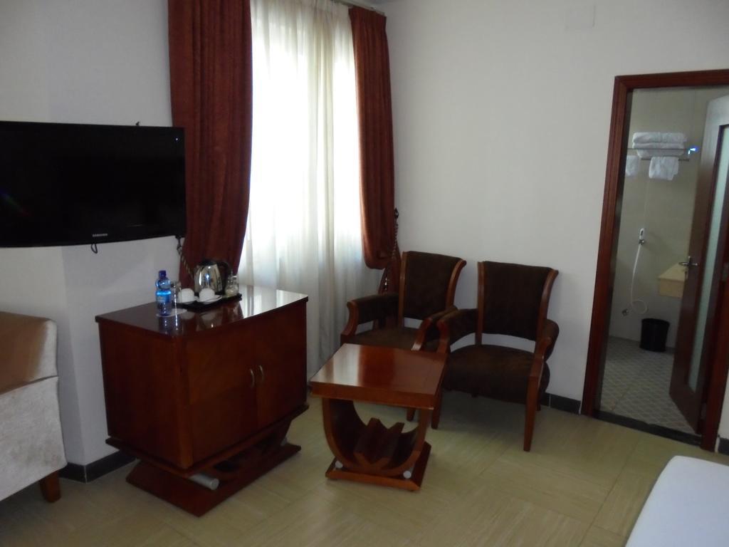 Aphrodite International Hotel Addis Ababa Dış mekan fotoğraf