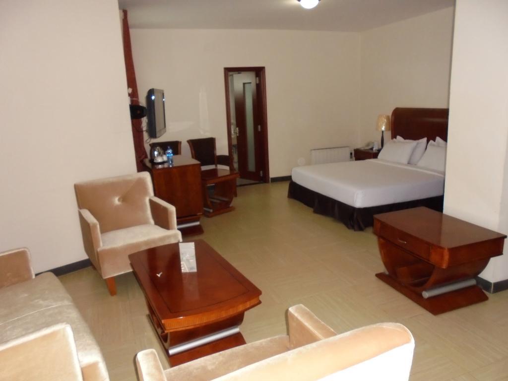 Aphrodite International Hotel Addis Ababa Dış mekan fotoğraf