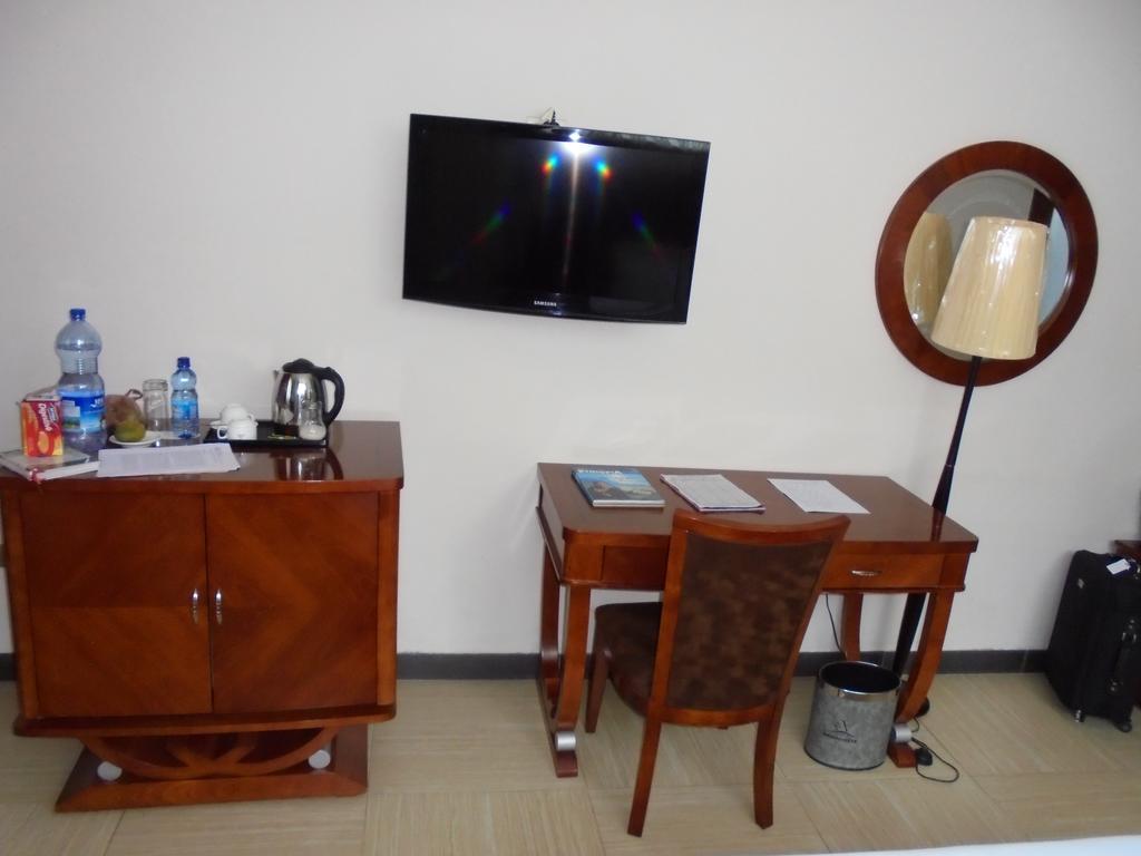 Aphrodite International Hotel Addis Ababa Dış mekan fotoğraf