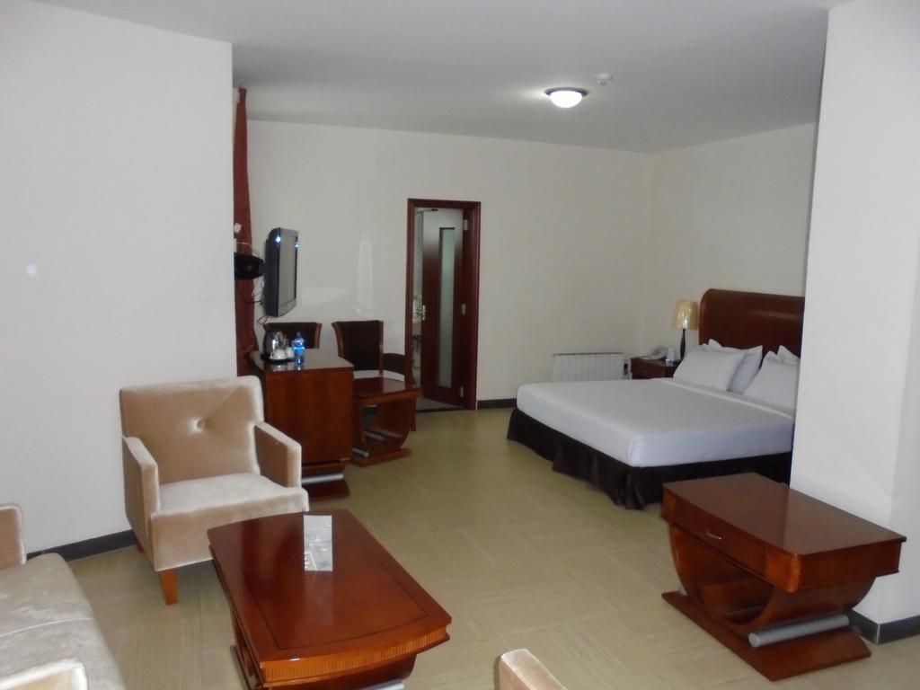 Aphrodite International Hotel Addis Ababa Dış mekan fotoğraf